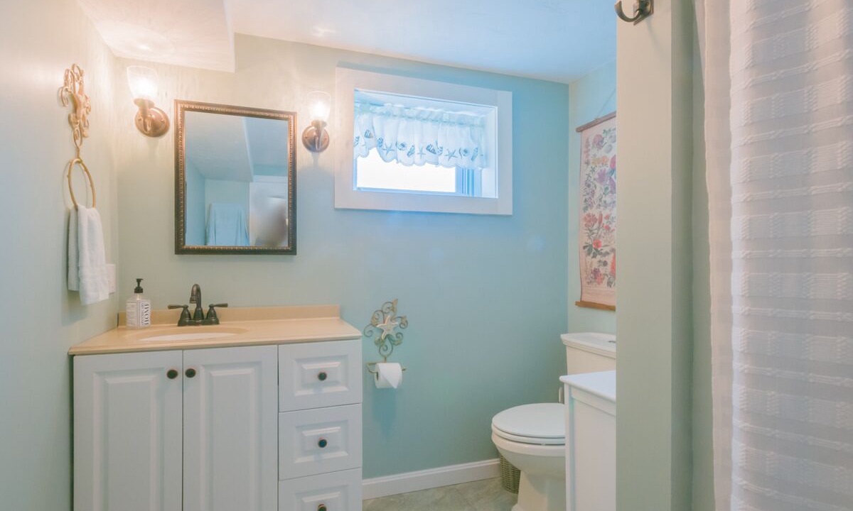 Photo of Bathroom in Sagamore Beach