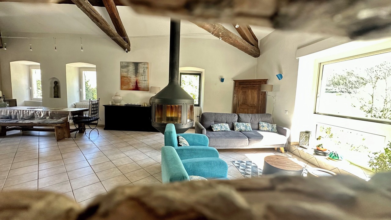 Photo of Livingroom in Saint-Julien-du-Serre