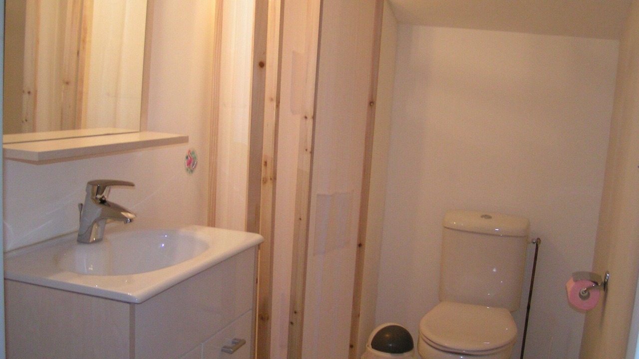 Photo of Bathroom in Saint-Crepin