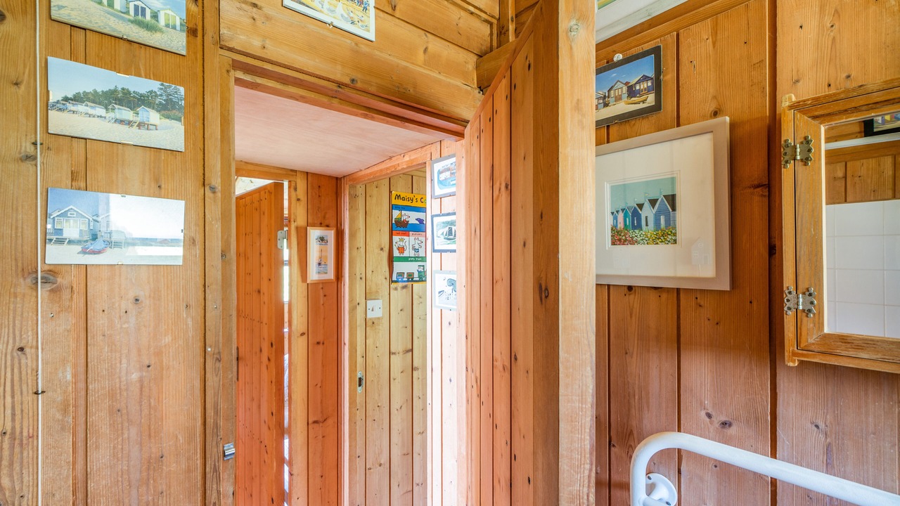 Photo of Bathroom in Rock