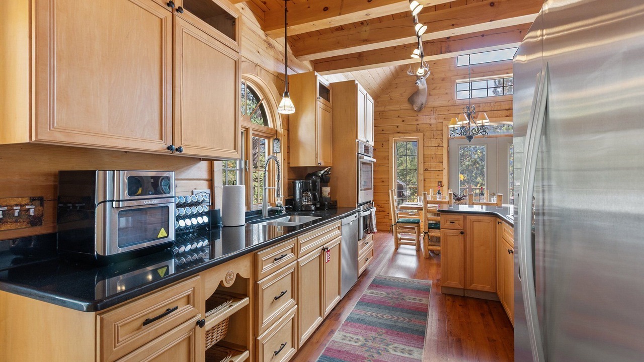 Photo of Kitchen in Rainbow Valley