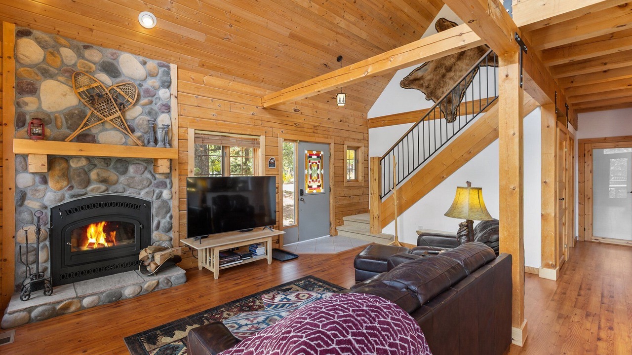 Photo of Others in Rainbow Valley