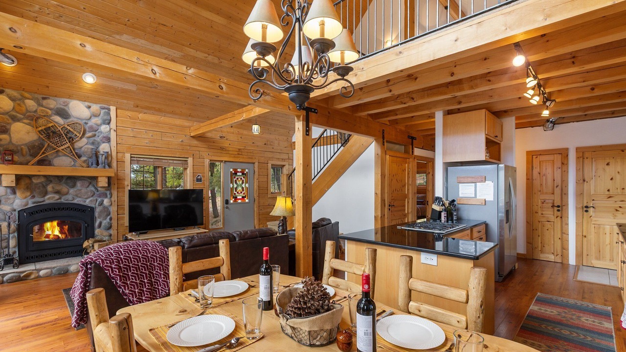 Photo of Others in Rainbow Valley