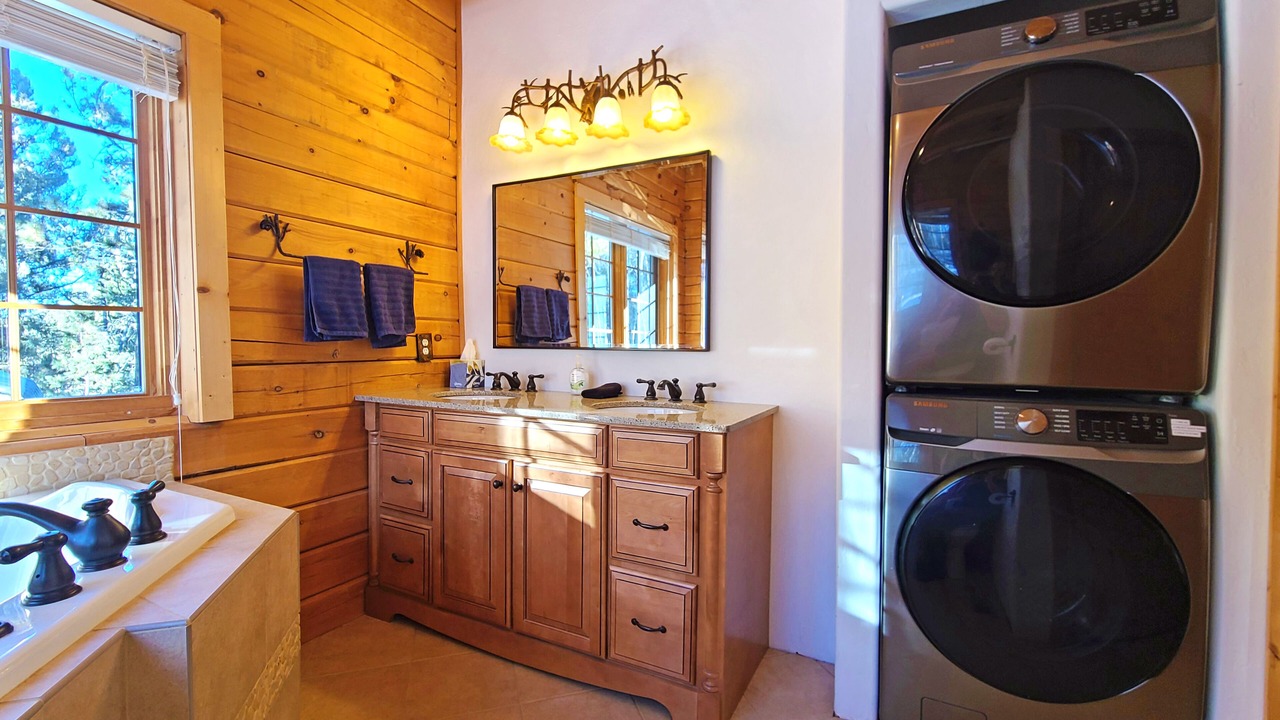 Photo of Bathroom in Rainbow Valley