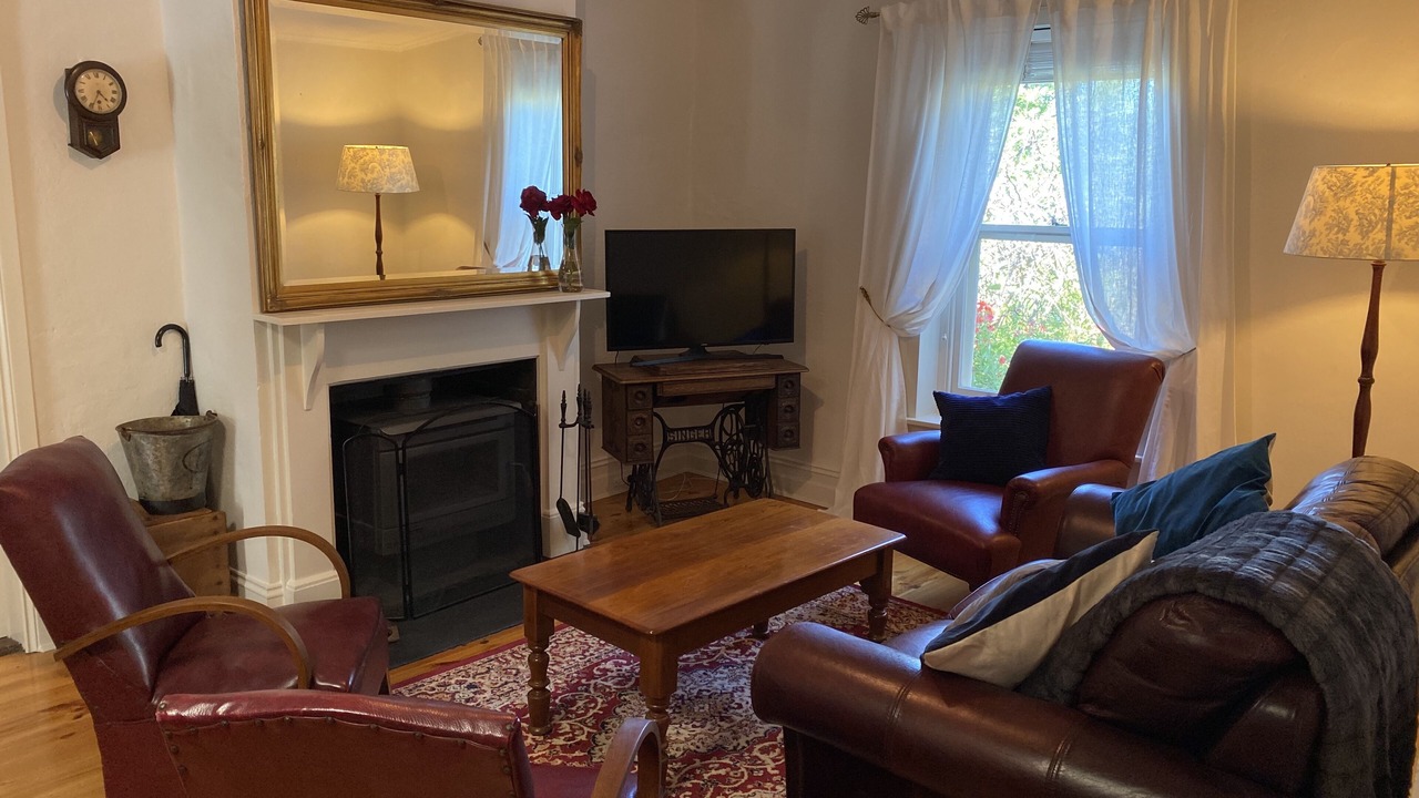 Photo of Livingroom in Stirling