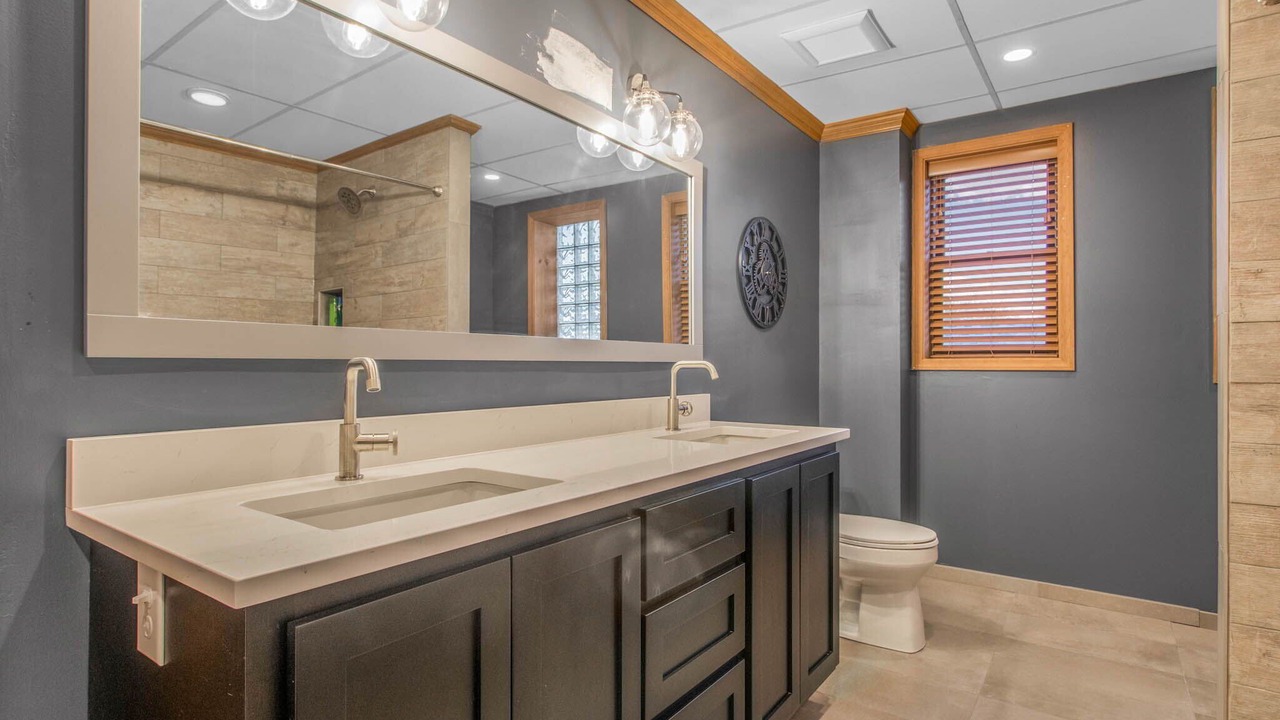 Photo of Bathroom in Mishawaka