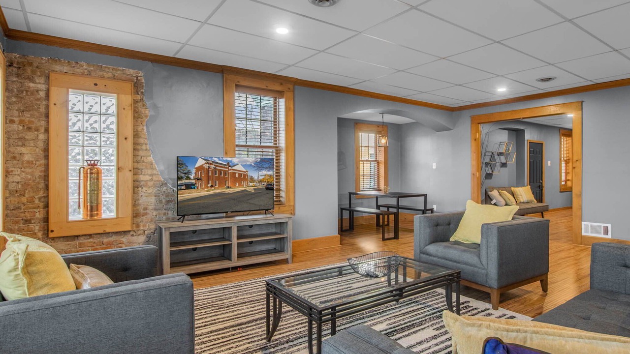 Photo of Livingroom in Mishawaka