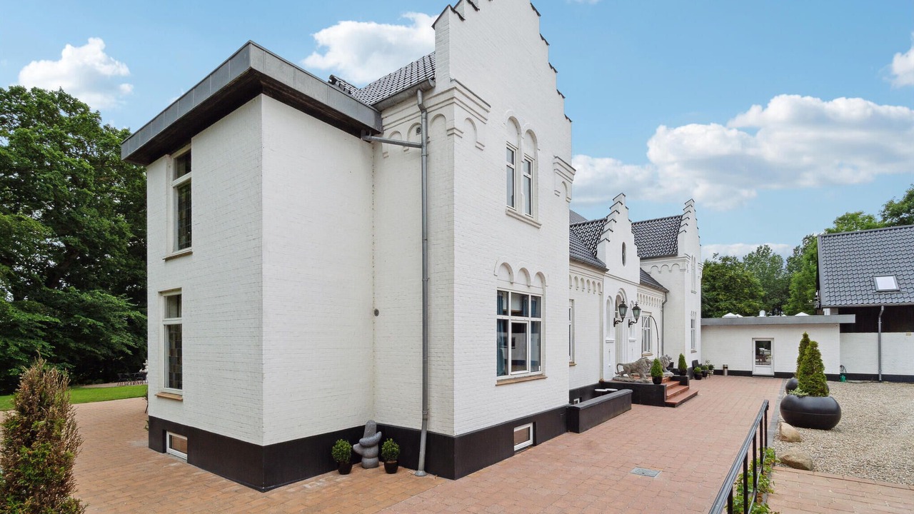 Photo of Others in Gording