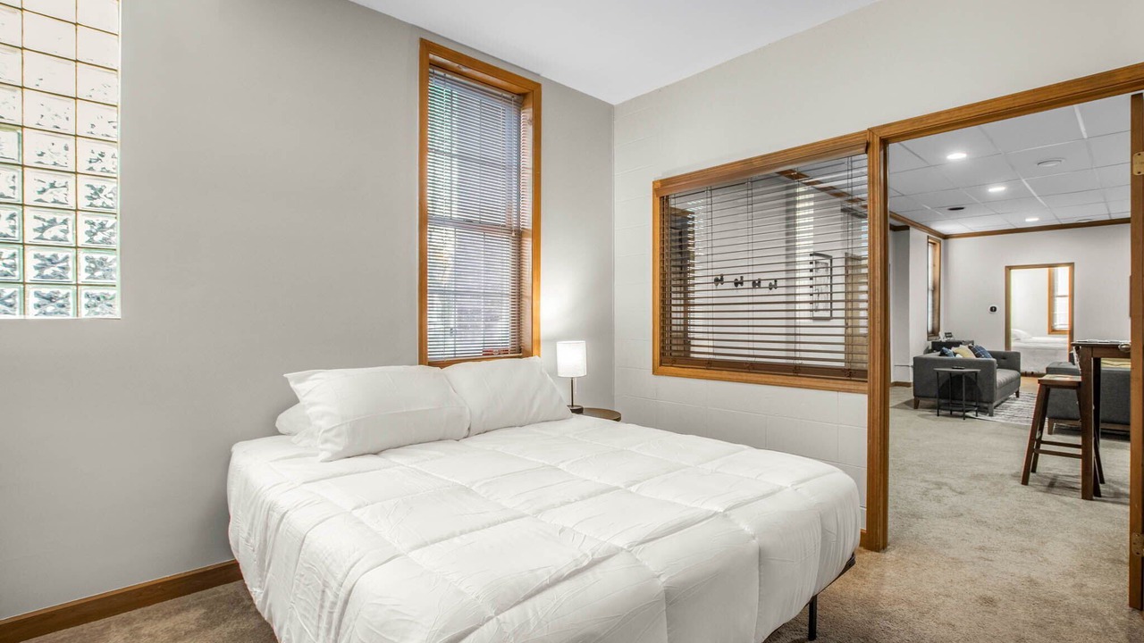 Photo of Bedroom in Mishawaka