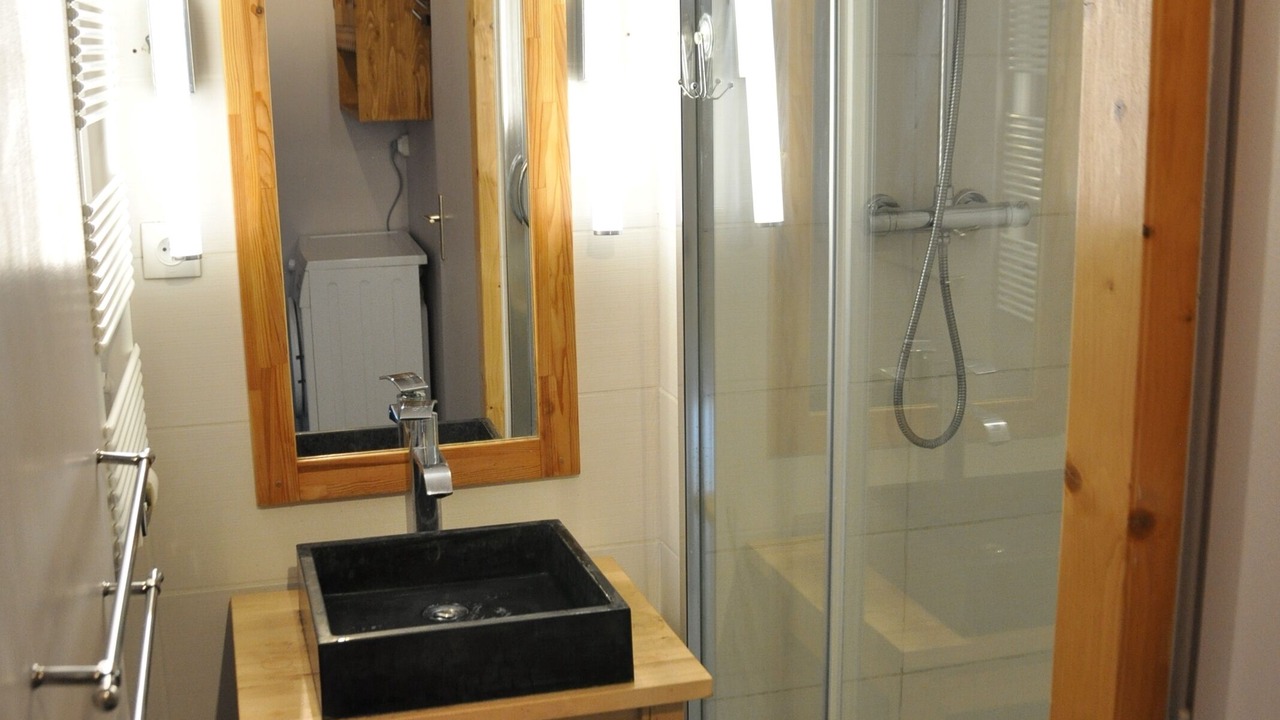 Photo of Bathroom in Huez-en-Oisans