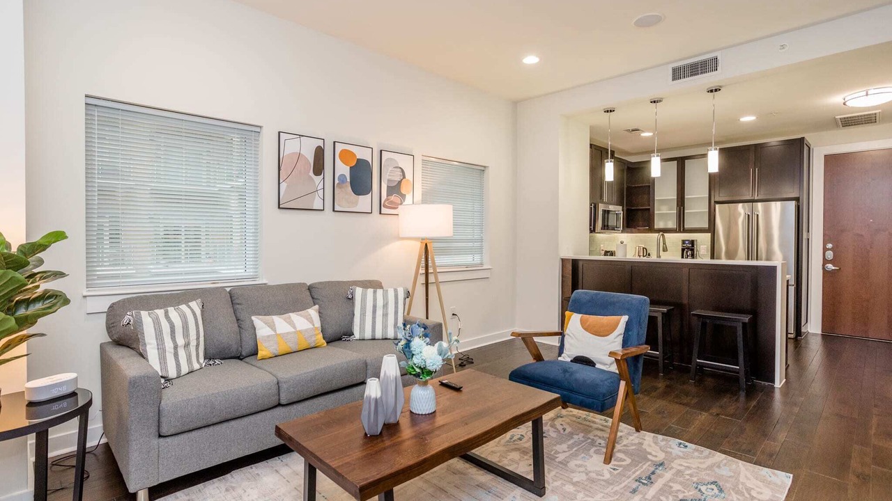 Photo of Livingroom in Downtown Houston