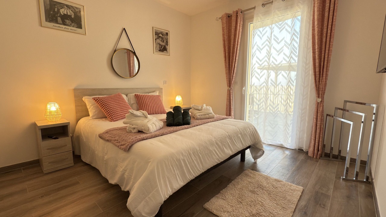 Photo of Others in Serignan