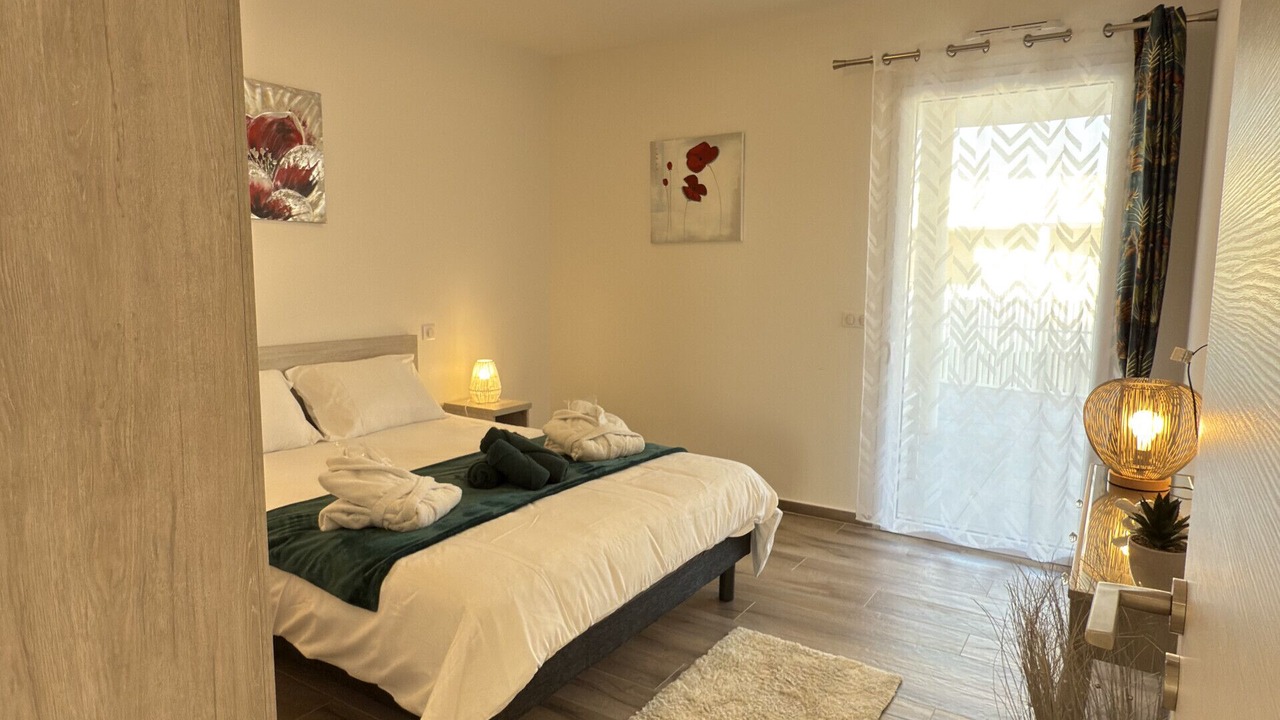 Photo of Others in Serignan