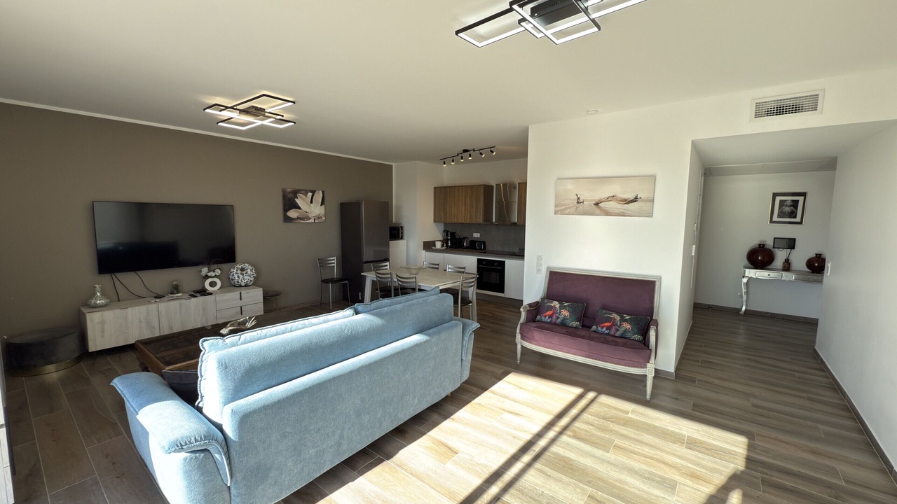 Photo of Others in Serignan