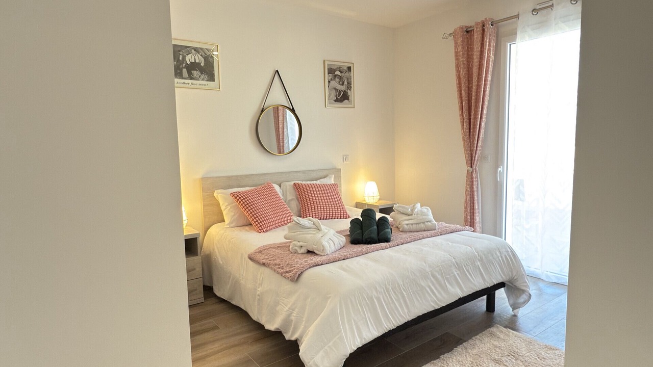 Photo of Others in Serignan