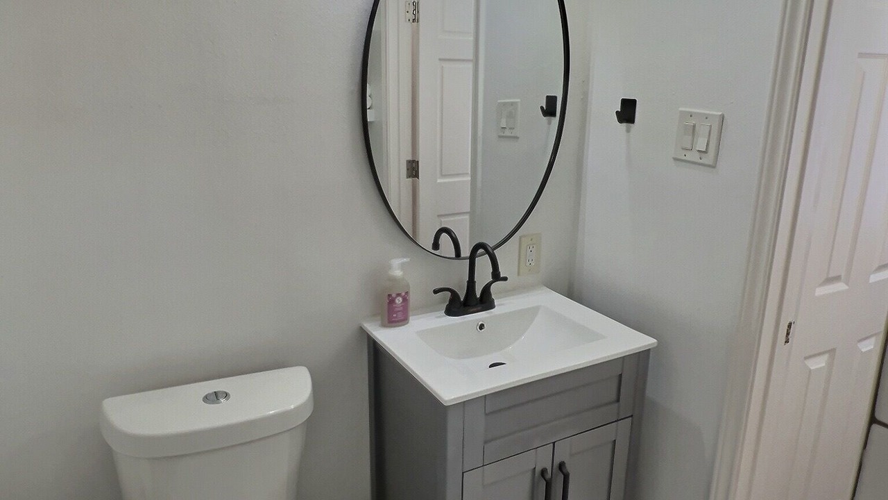 Photo of Bathroom in Universal City