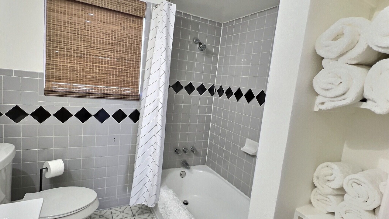 Photo of Bathroom in Universal City