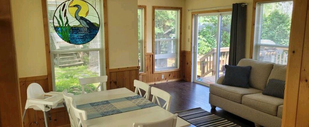 Photo of Livingroom in Grand Beach