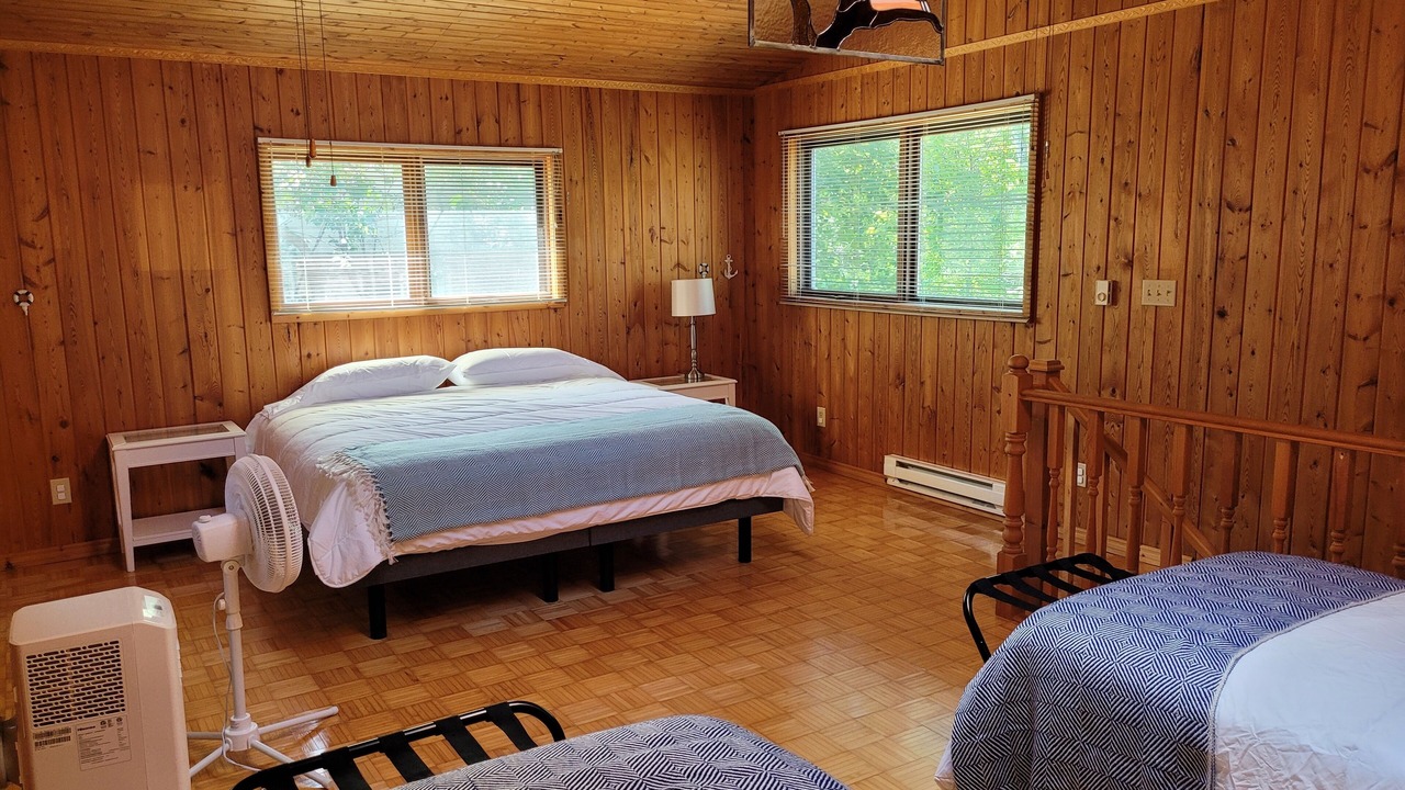 Photo of Bedroom in Grand Beach