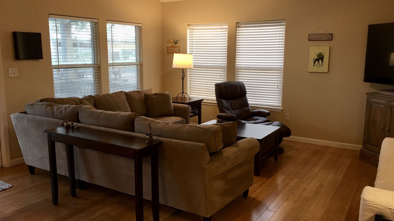 Photo of Livingroom in Rockport