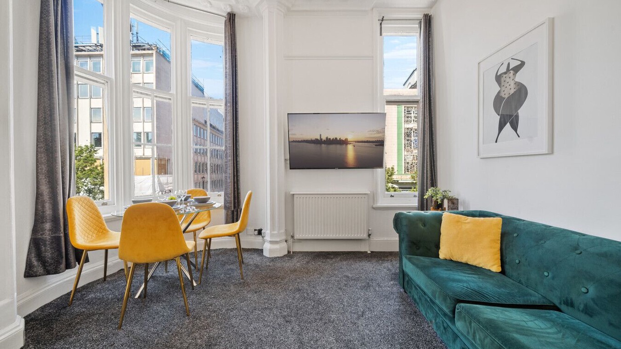 Photo of Livingroom in City of Westminster
