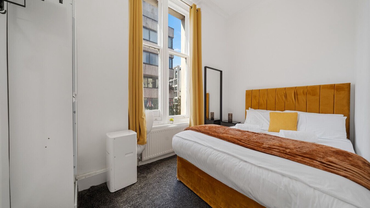 Photo of Bedroom in City of Westminster