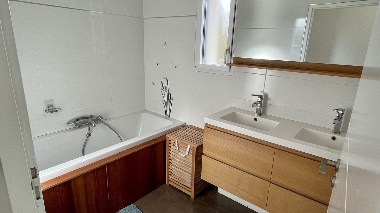 Photo of Bathroom in Onet-le-Chateau