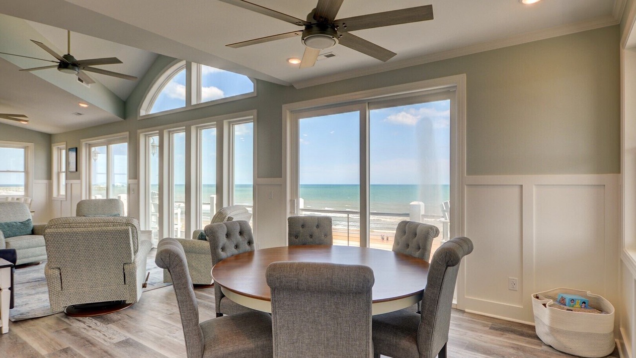 Photo of Bedroom in North Topsail Beach