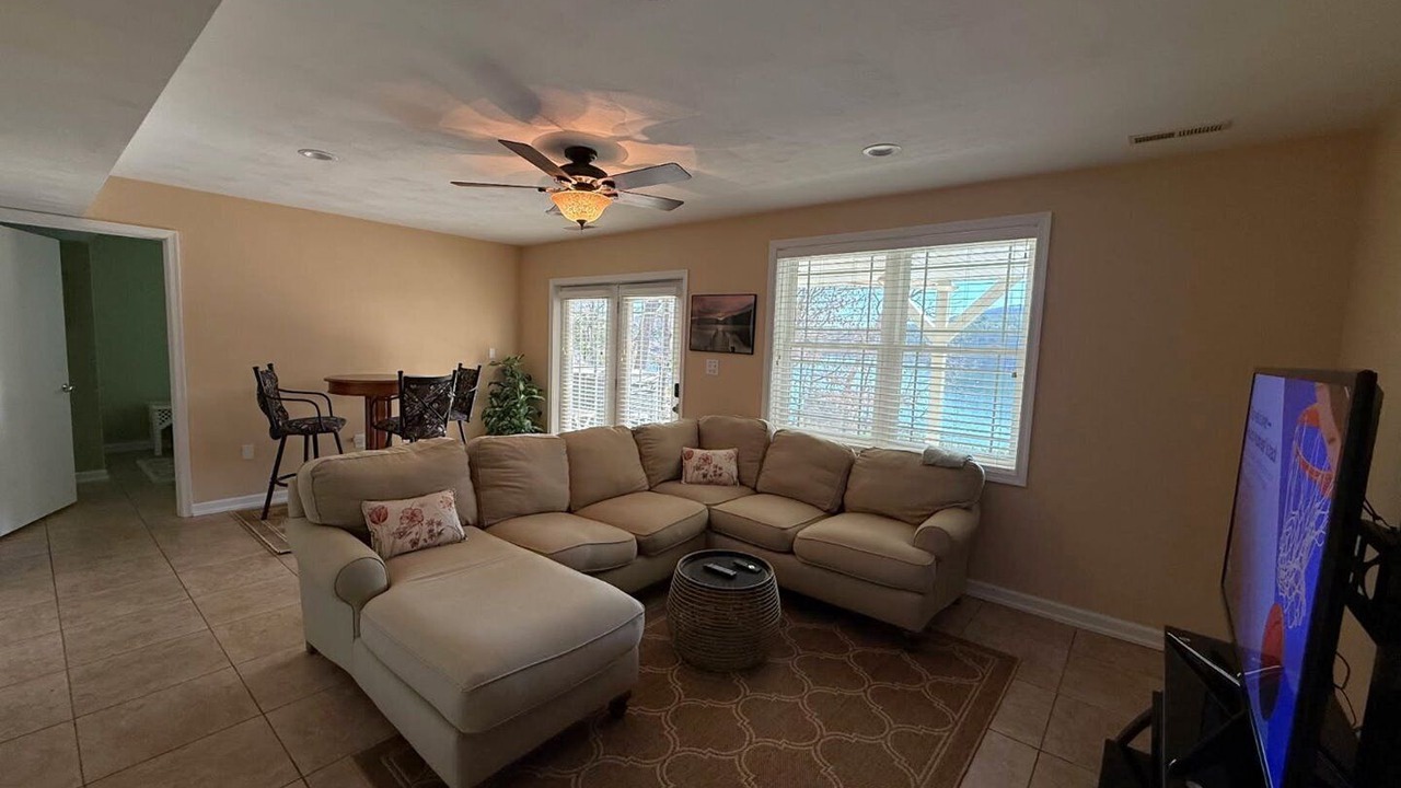 Photo of Bedroom in Huddleston