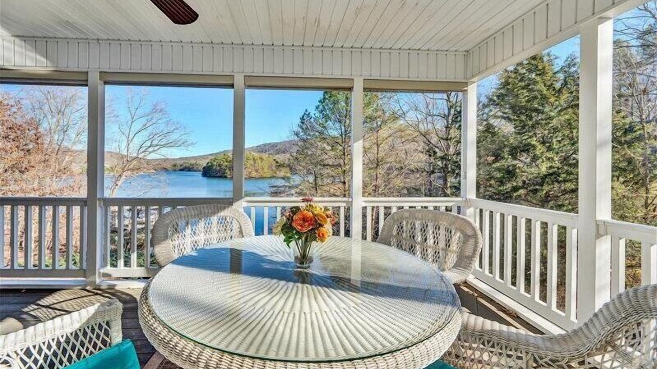 Photo of Outdoor in Huddleston