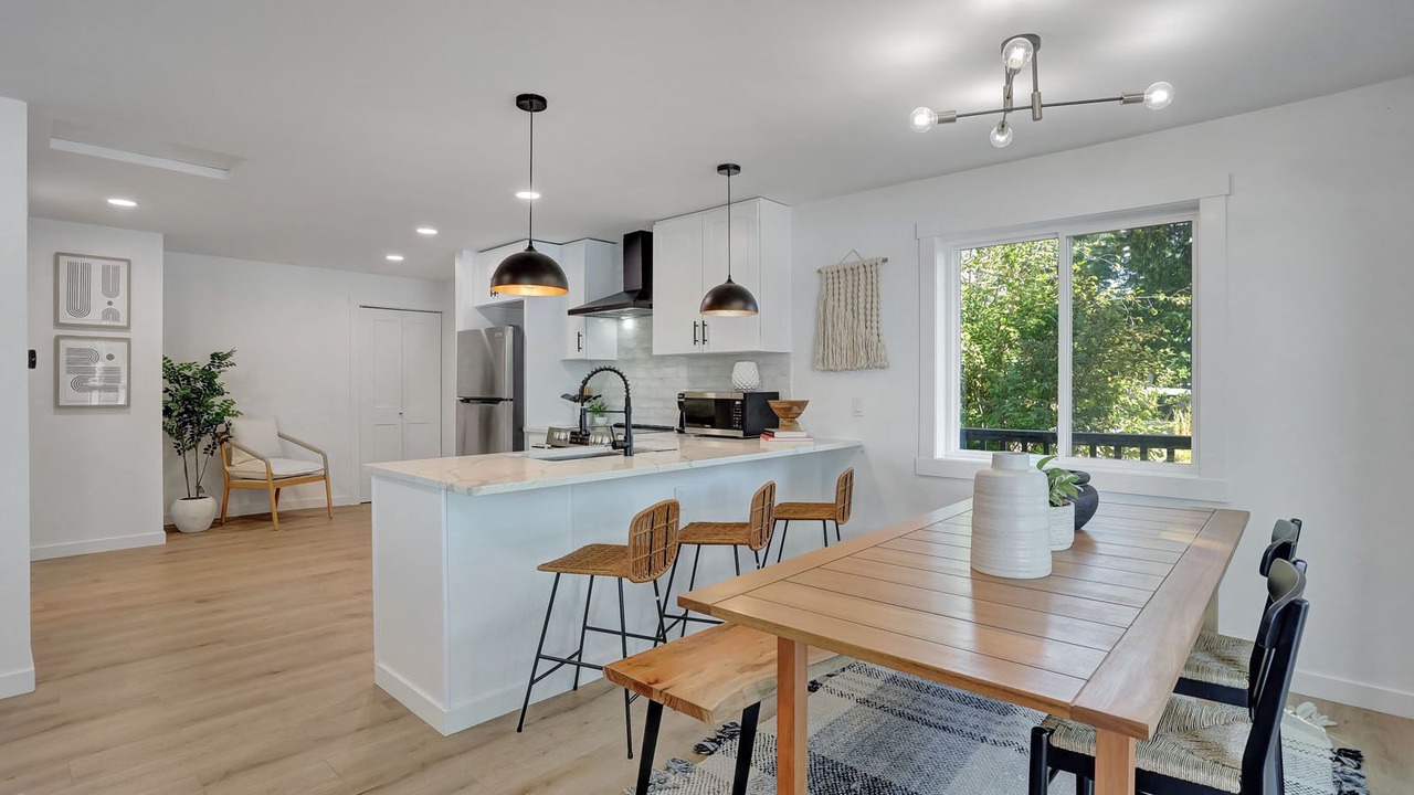 Photo of Kitchen in SeaTac