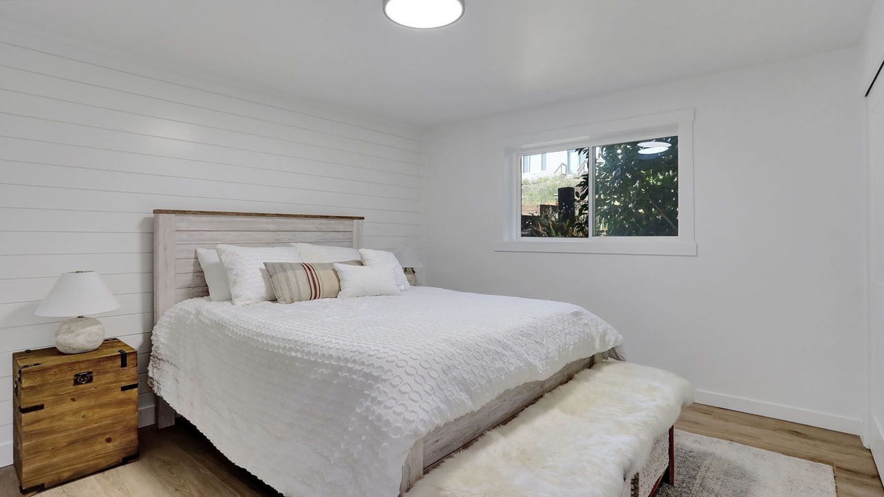 Photo of Bedroom in SeaTac