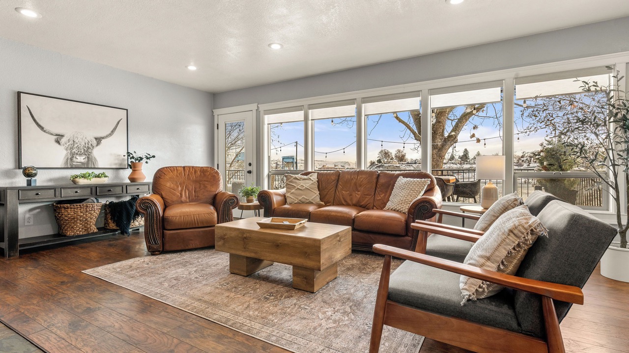 Photo of Livingroom in Clarkston