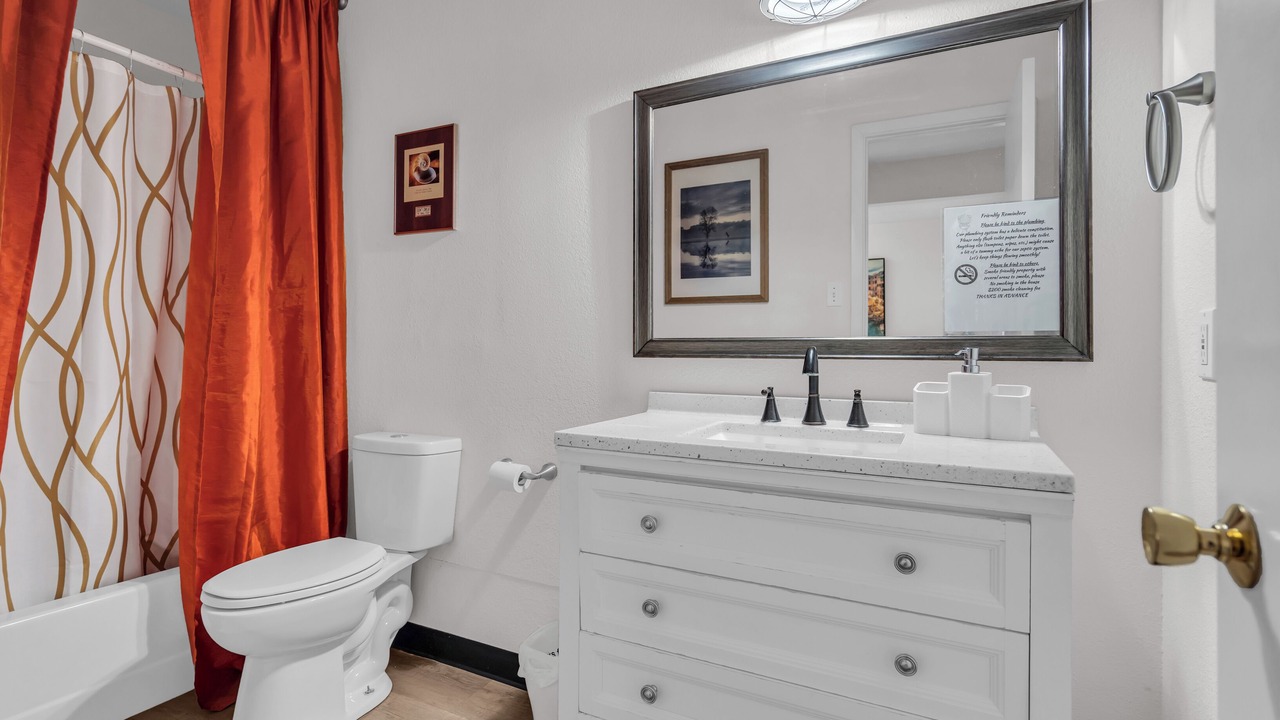 Photo of Bathroom in Thackerville