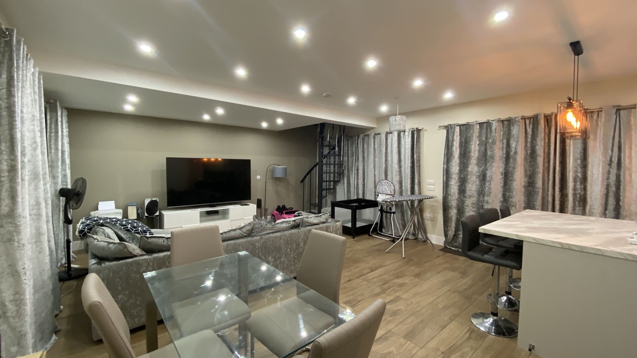 Photo of Others in Gravesend