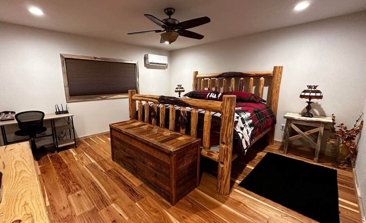 Photo of Bedroom in Crescent