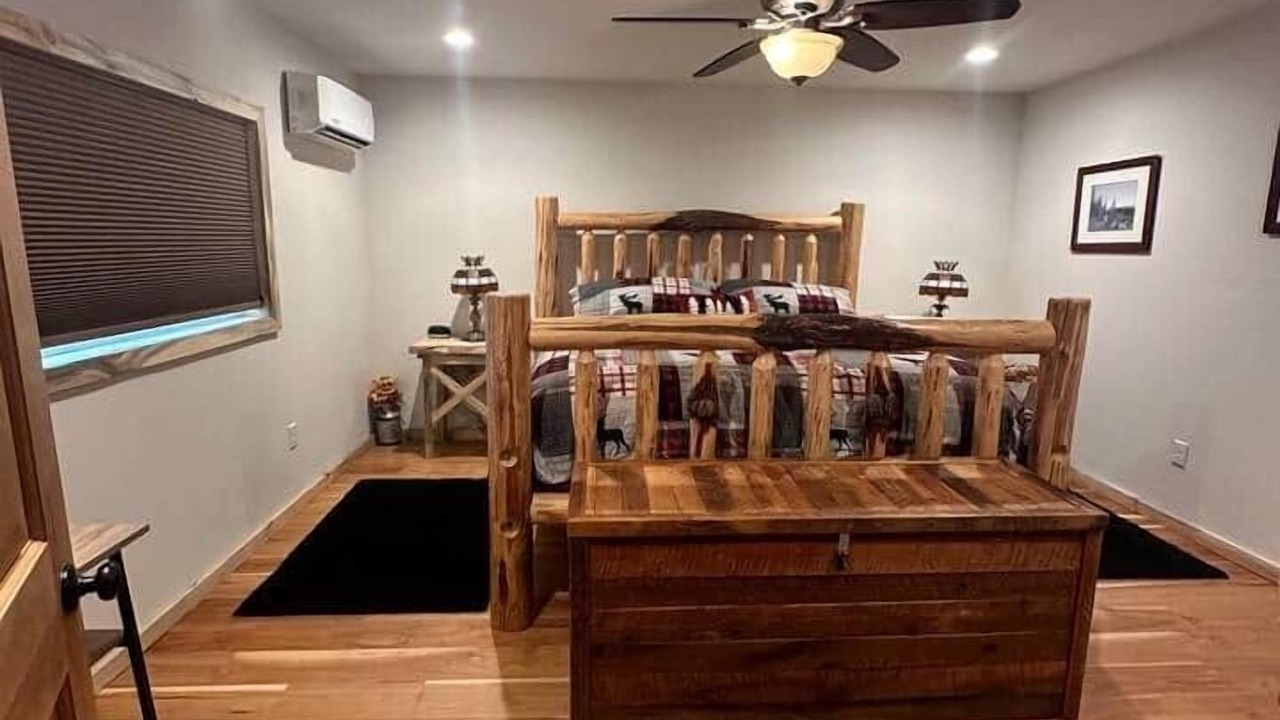 Photo of Others in Crescent