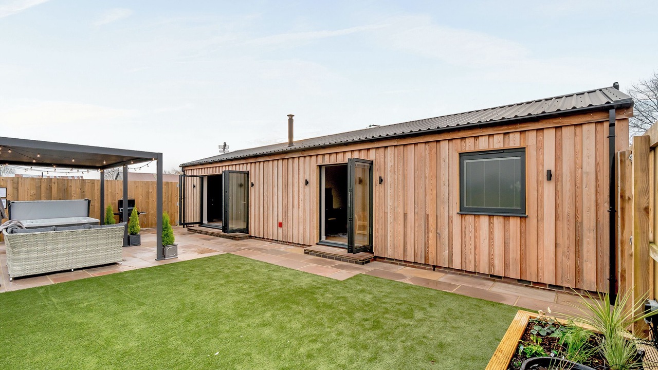 Photo of Outdoor in Pickering