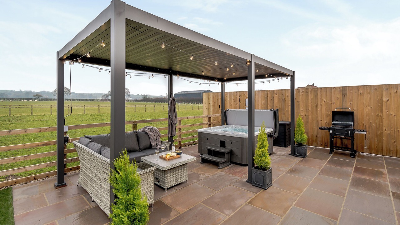 Photo of Outdoor in Pickering