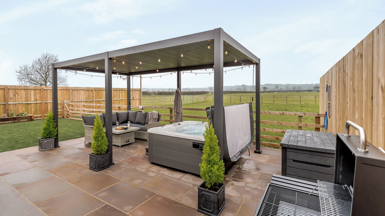 Photo of Outdoor in Pickering