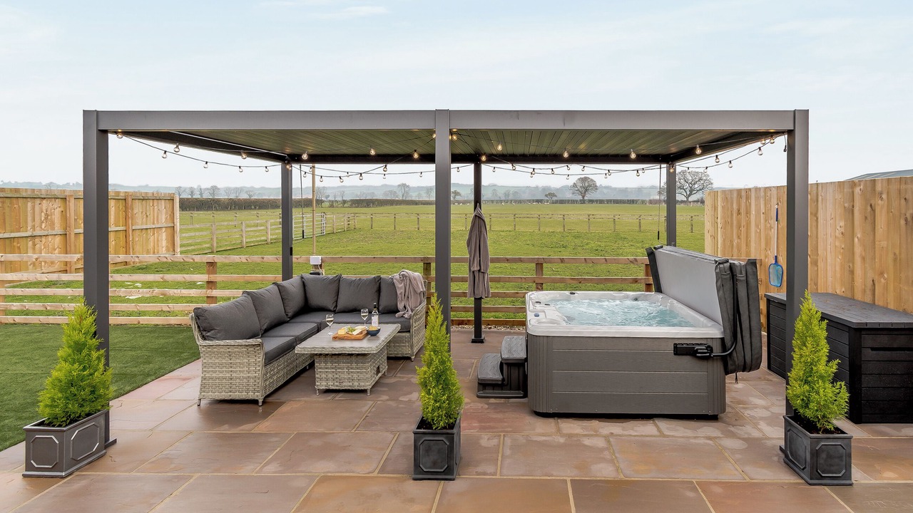 Photo of Outdoor in Pickering