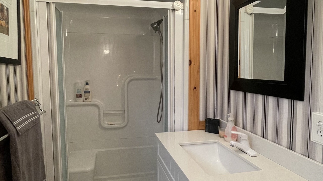 Photo of Bathroom in North Kawartha