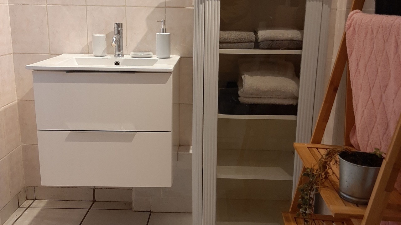 Photo of Bathroom in Plougoumelen