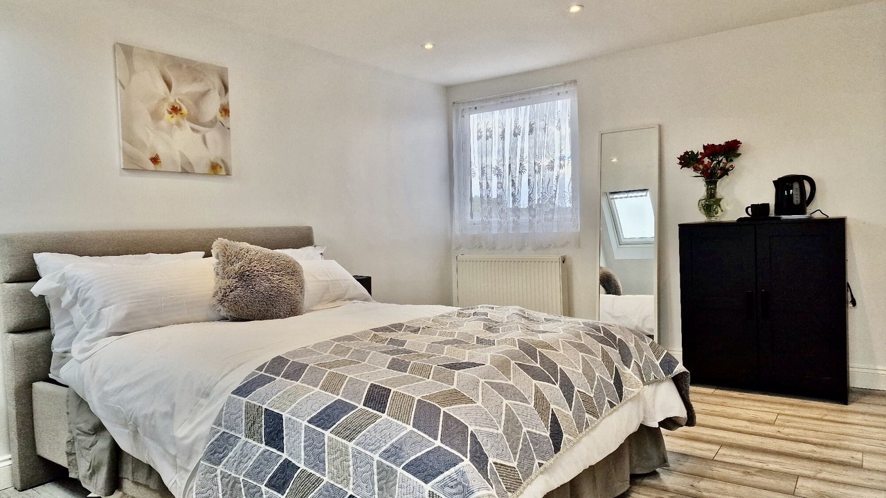 Photo of Bedroom in Lea Bridge