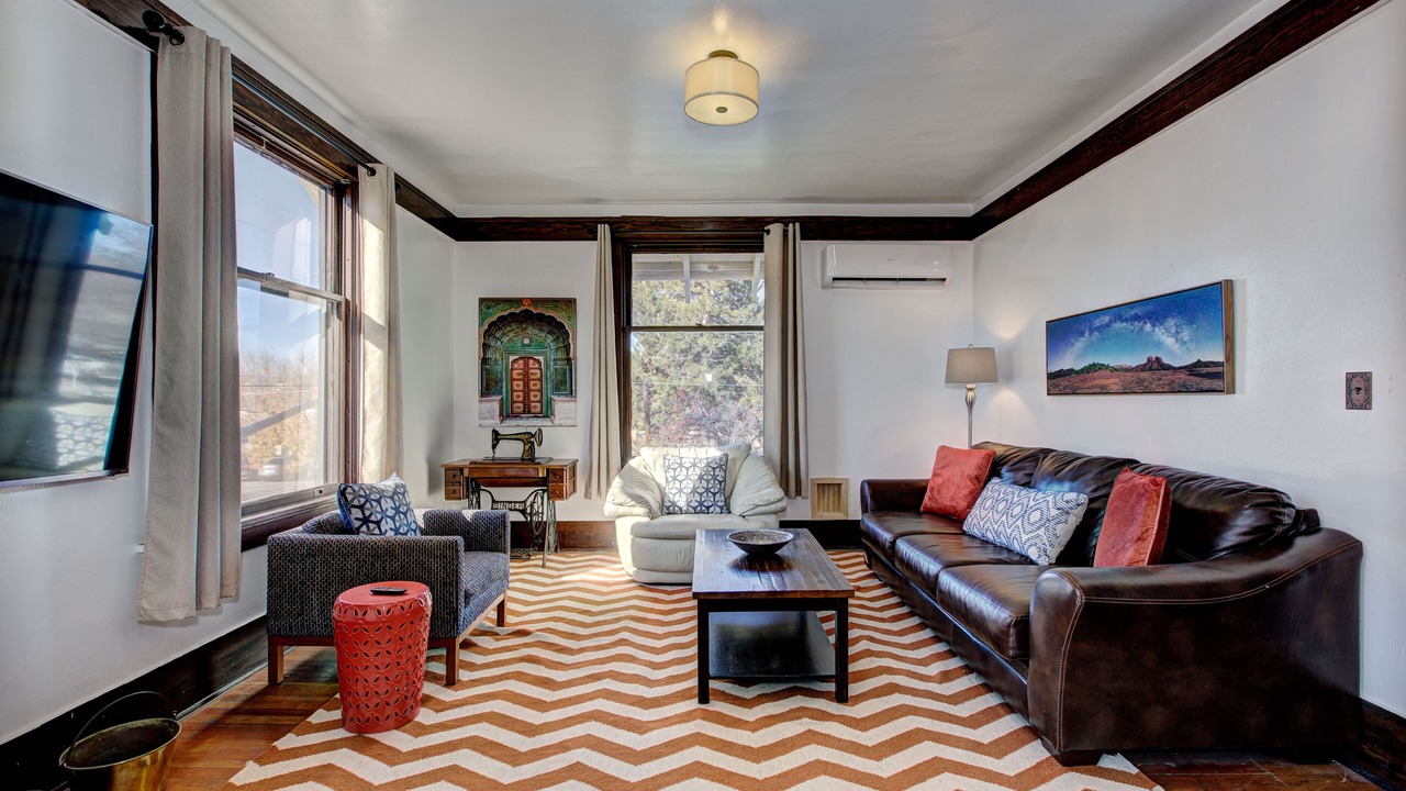 Photo of Livingroom in North End