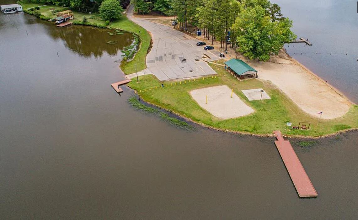 Photo of Outdoor in Bracey
