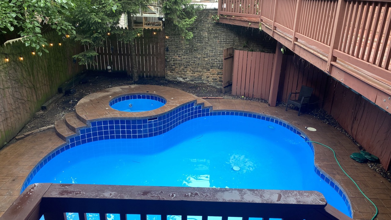 Photo of Outdoor in Lakeview