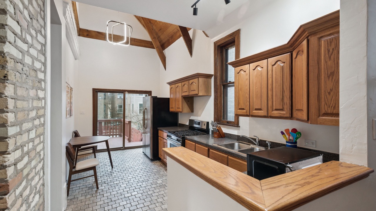 Photo of Kitchen in Lakeview