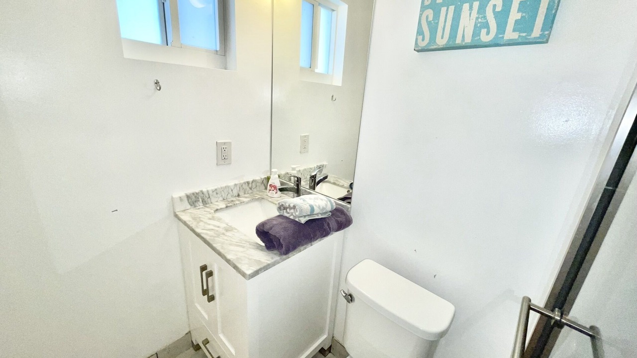 Photo of Bathroom in Oakland Park