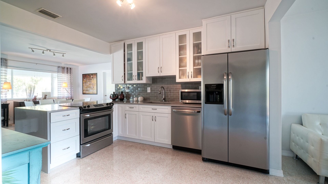 Photo of Kitchen in Oakland Park